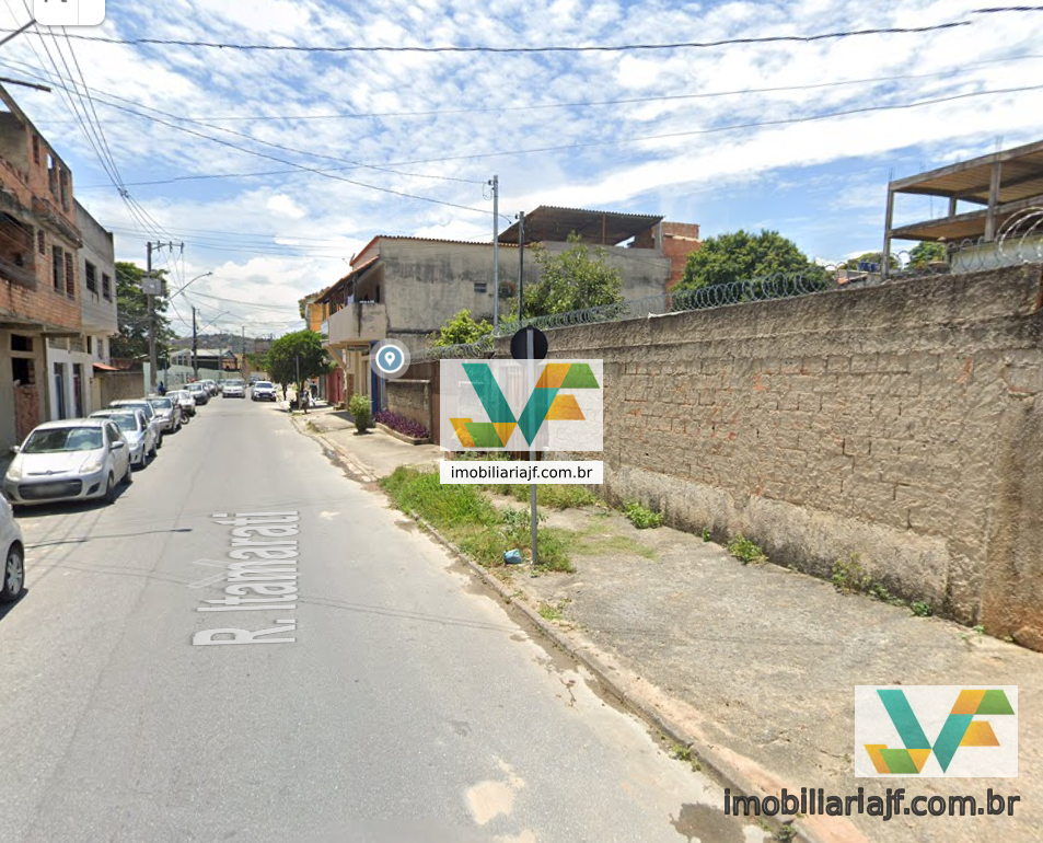 Lote comercial no Bairro São Benedito em Santa Luzia em Minas Gerais, proximo a avenida Brasilia uma das ruas mais movimentadas de Santa Luzia