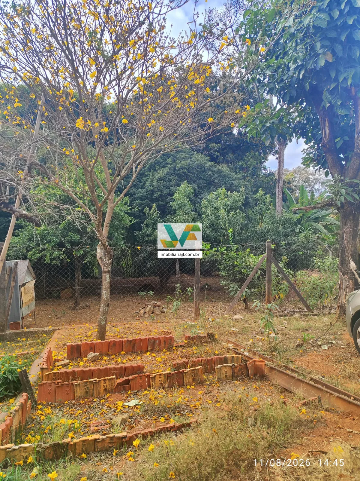 Terreno de 1691m2 no Bairro Nossa Senhora das Graças em Santa Luzia MG