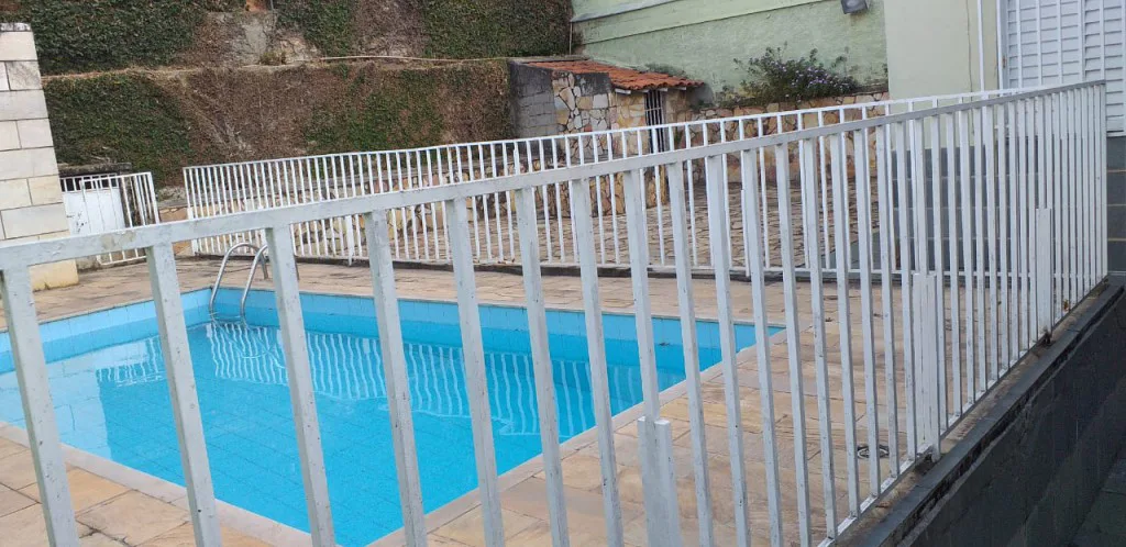 Casa à venda no bairro Nossa Senhora da Glória (ref. 184)