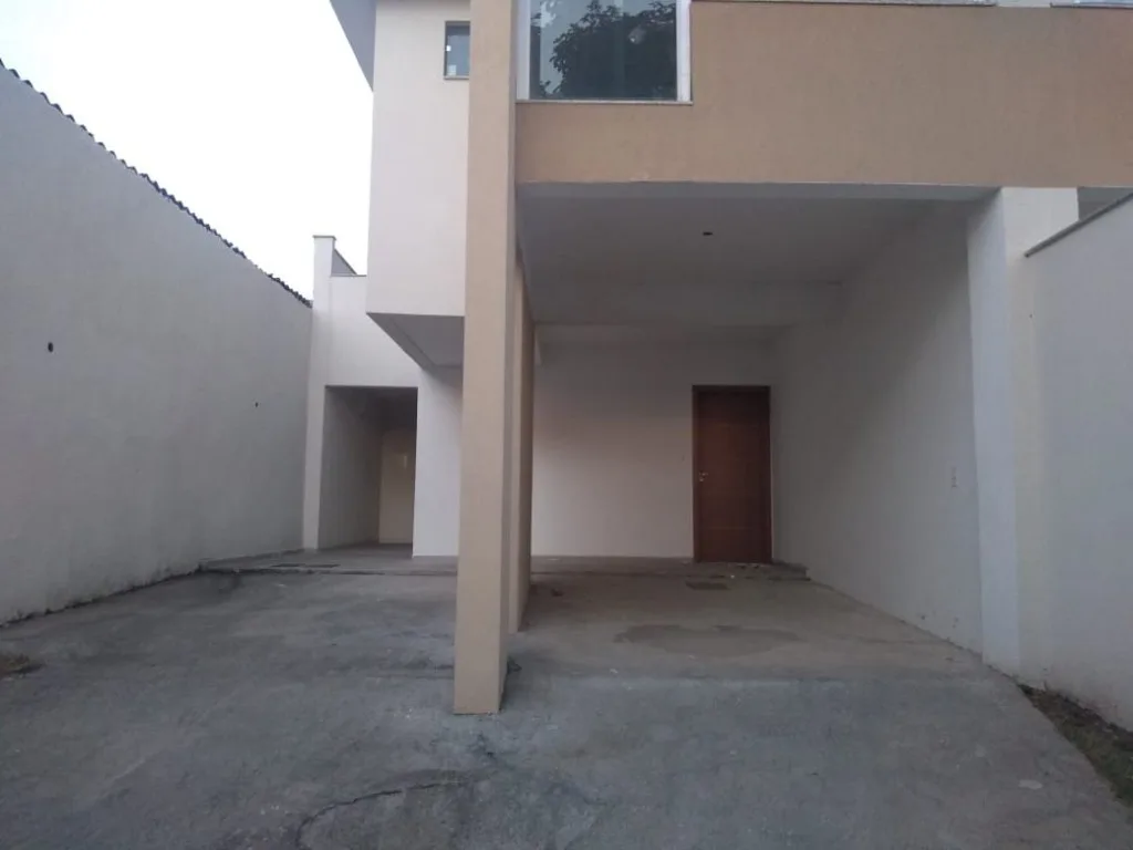 Casa à venda no bairro Santa Amélia (ref. 214)