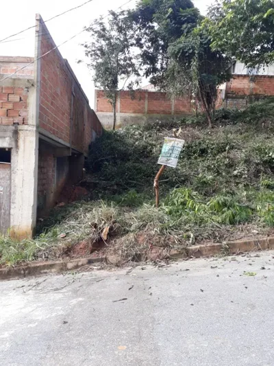 Lote no bairro Pérola Negra, próximo ao bairro Liberdade