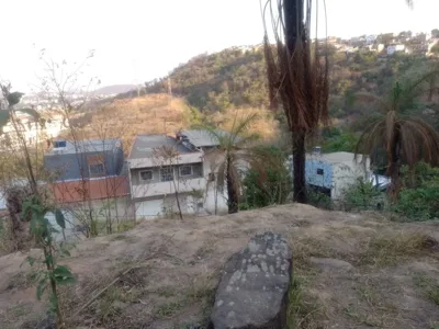 LOTE 200M2 BAIRRO CASTANHEIRA EM SANTA LUZIA/MG
