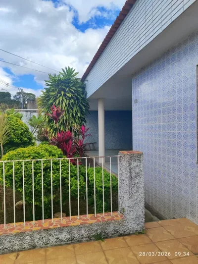 Casa Espaçosa 4 Dormitórios em lote de 414m² Idulipê Santa Luzia