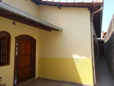 Casa Térrea Espaçosa, 5 Vagas, Conjunto Cristina Santa Luzia