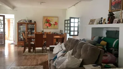Casa em Construção, 504m² de Terreno, bairro Nossa Senhora das Graças, Santa Luzia - MG