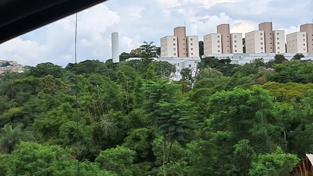 Apartamento 2 Quartos, Elevador e Vaga, Chácaras Santa Inês