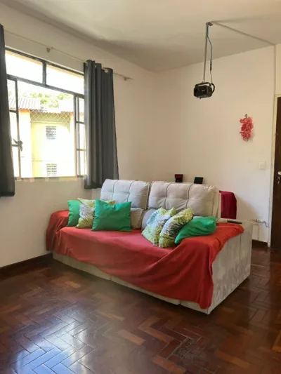 Oportunidade no Bairro Serra: 3 Quartos, Sala Ampla e 1 Vaga por R$ 300 Mil